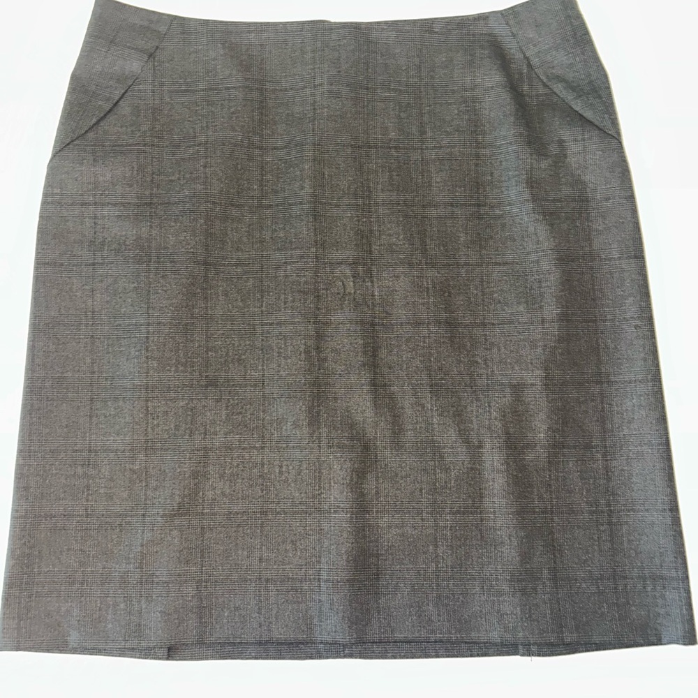 Banana Republic women’s grey plaid Pencil Skirt size 8